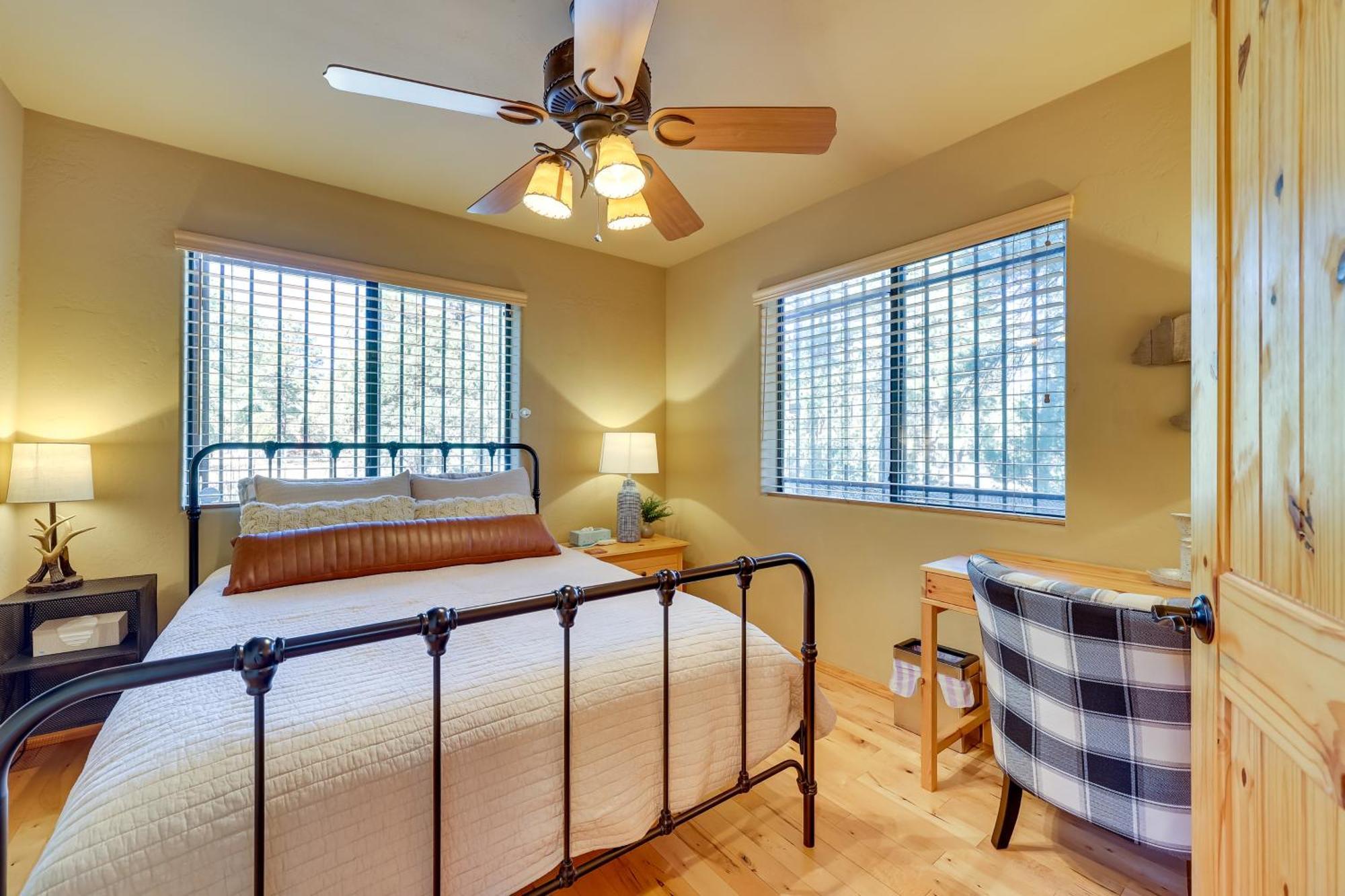 Dog-Friendly Nutrioso Cabin With Wraparound Porch! Ngoại thất bức ảnh